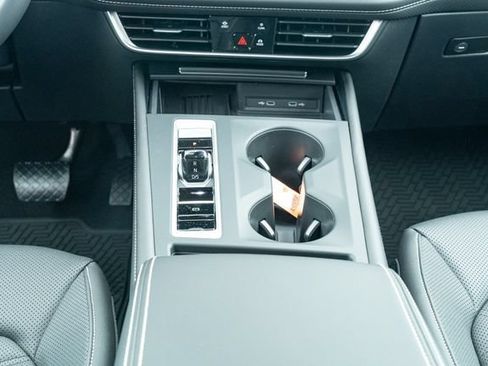 New 2026 Volkswagen Atlas SE FWD image 34