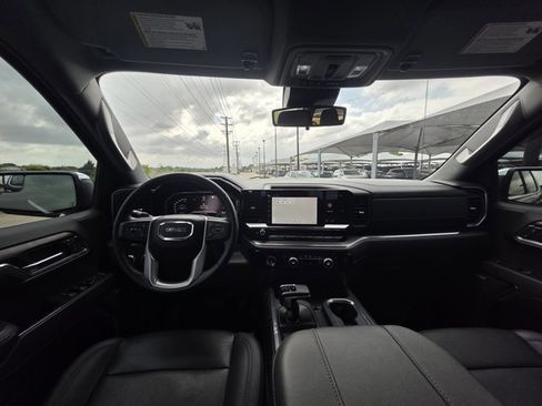 Used 2023 GMC Sierra 1500 SLT w/ SLT Premium Package image 17