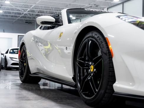 Used 2023 Ferrari 812 GTS RWD image 12