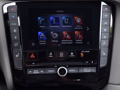 Certified 2025 INFINITI QX50 Luxe AWD/4WD image 15