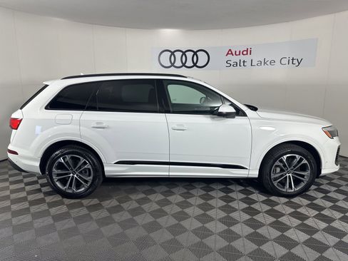 Certified 2025 Audi Q7 2.0T Premium Plus w/ Premium Plus Package image 8