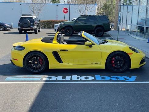 Used 2024 Porsche 718 Boxster GTS RWD image 25