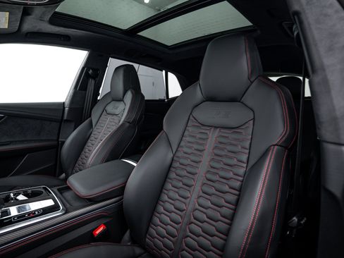 New 2026 Audi RS Q8 performance image 18