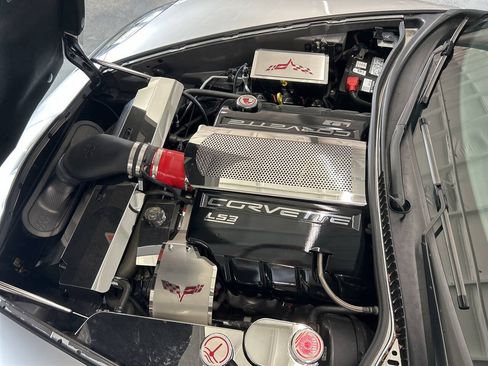 Used 2006 Chevrolet Corvette Convertible w/ Preferred Equipment Group RWD image 32