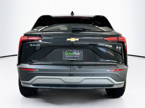Used 2024 Chevrolet Blazer EV LT AWD/4WD image 7