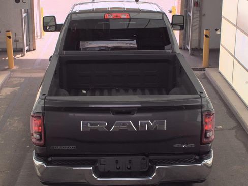 Used 2025 RAM 2500 Big Horn AWD/4WD image 5