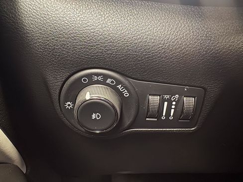 Used 2024 Jeep Compass Limited AWD/4WD image 23