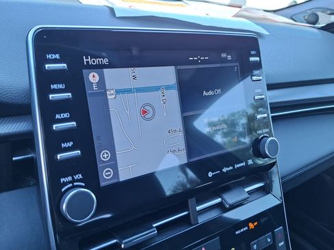 Used 2019 Toyota Avalon Touring FWD image 13