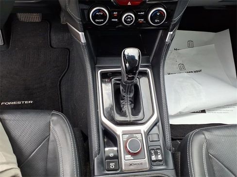 Used 2023 Subaru Forester Limited image 17