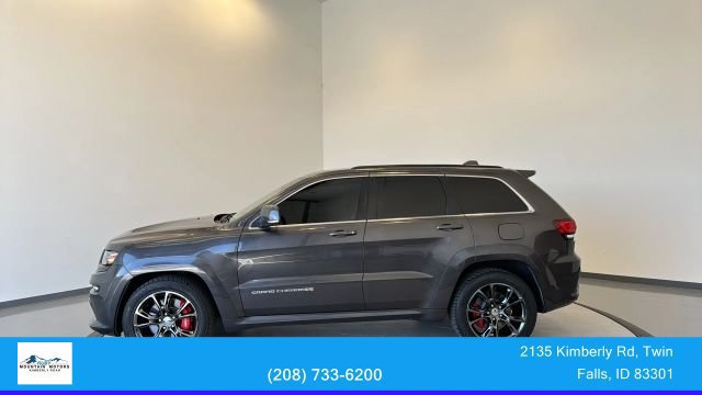 Used 2015 Jeep Grand Cherokee SRT w/ Luxury Group II AWD/4WD image 4