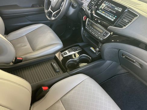Used 2023 Honda Passport Elite image 36