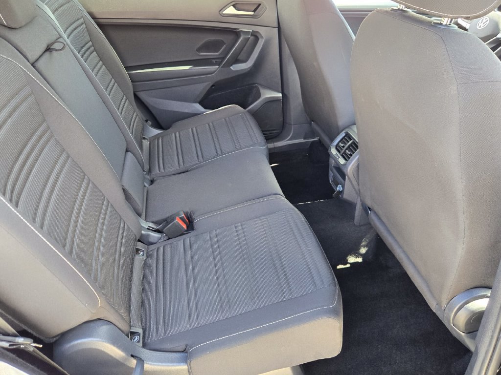 Certified 2024 Volkswagen Tiguan S FWD image 17