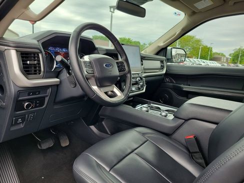 Certified 2024 Ford Expedition XLT AWD/4WD image 21