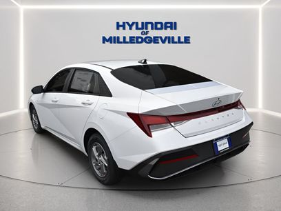 New 2026 Hyundai Elantra SE