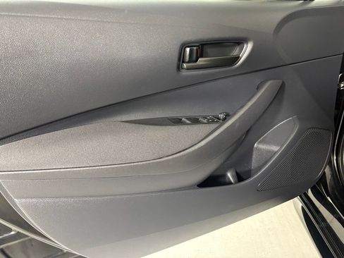 Used 2025 Toyota Corolla LE FWD image 13
