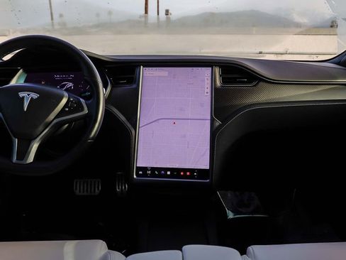 Used 2021 Tesla Model S Performance image 15