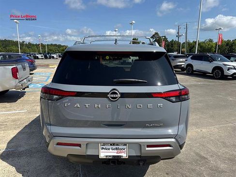 Used 2025 Nissan Pathfinder Platinum w/ Cargo Package FWD image 6