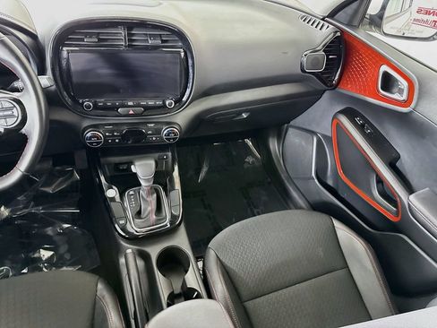 Used 2025 Kia Soul GT-Line FWD image 26
