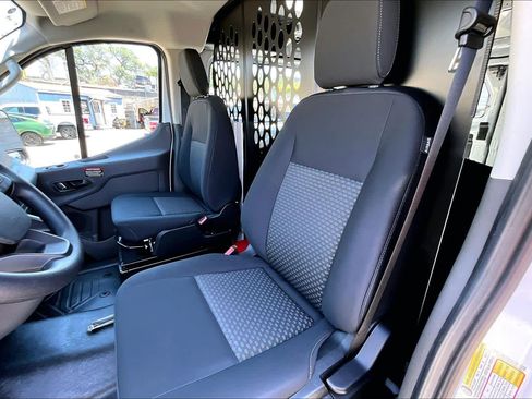 Used 2026 Ford Transit 250 Low Roof RWD image 21