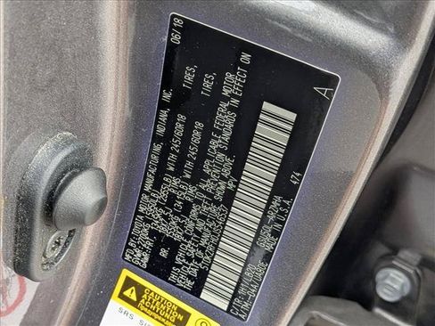 Used 2018 Toyota Highlander XLE FWD image 15