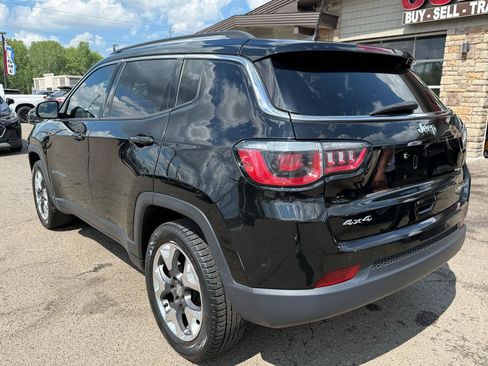Used 2019 Jeep Compass Limited AWD/4WD image 7