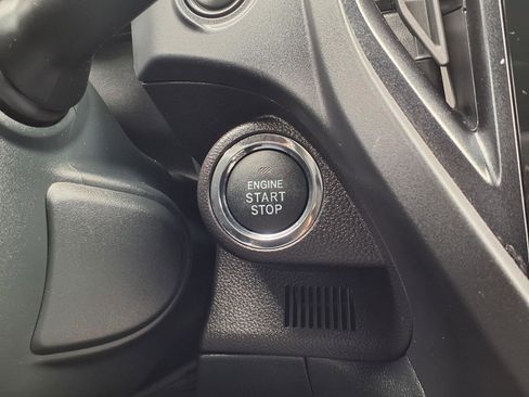 Used 2026 Subaru Forester Premium AWD/4WD image 12