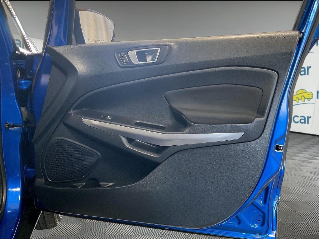 Used 2018 Ford EcoSport SE w/ SE Convenience Package FWD image 12