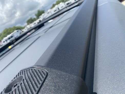 Used 2021 Ford Bronco Black Diamond w/ Sasquatch Package image 16