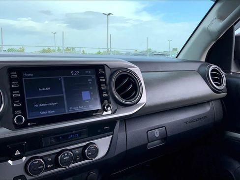 Used 2022 Toyota Tacoma SR5 image 35