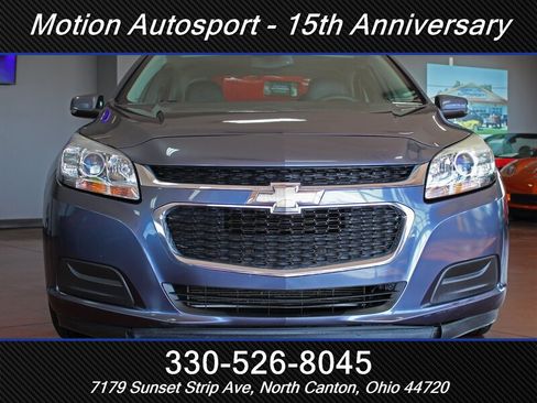 Used 2014 Chevrolet Malibu LT w/ Power Convenience Package FWD image 3