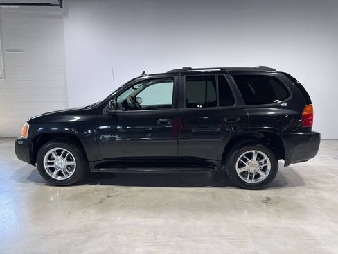 Used 2008 GMC Envoy Denali w/ Sun And 6-Disc Cd Package RWD image 4