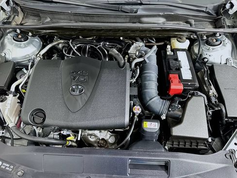Used 2024 Toyota Camry XSE w/ Navigation Package FWD image 31