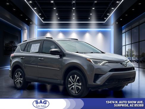 Used 2016 Toyota RAV4 LE AWD/4WD image 1