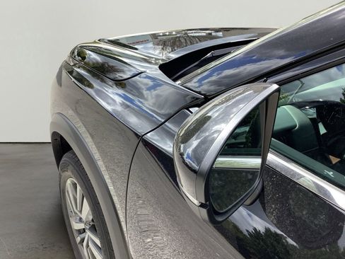 New 2025 Nissan Pathfinder SL w/ Black Appearance Package image 11