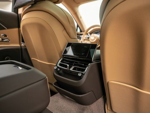 Used 2023 Bentley Flying Spur W12 image 56