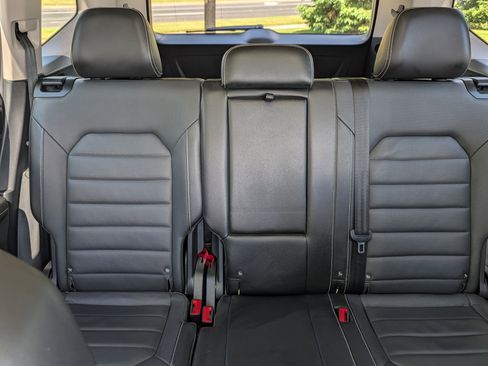 Certified 2024 Volkswagen Atlas SEL AWD/4WD image 13