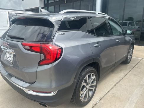 Used 2019 GMC Terrain SLT w/ Preferred Package image 4