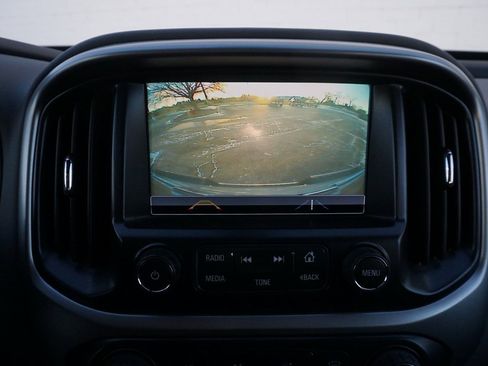 Used 2018 Chevrolet Colorado LT w/ LT Convenience Package image 17