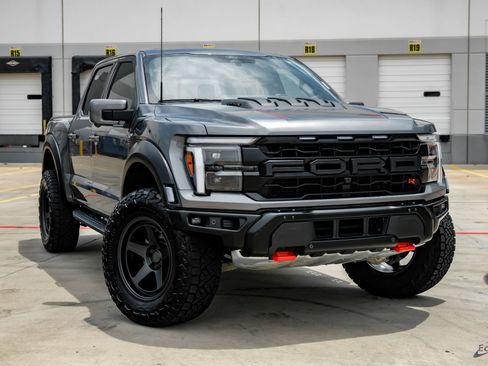 Used 2025 Ford F150 Raptor w/ Equipment Group 803A Raptor R AWD/4WD image 24