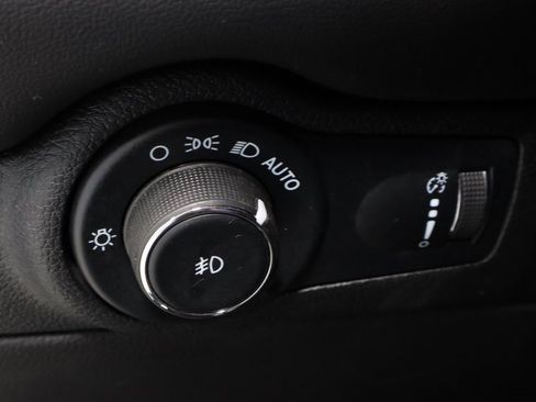 Used 2022 Dodge Durango GT image 23