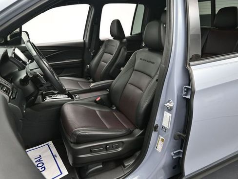 Used 2023 Honda Ridgeline Black Edition image 11