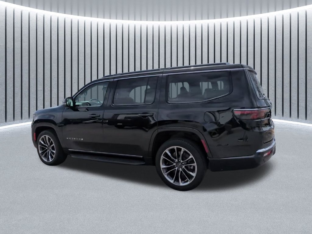 Used 2024 Jeep Wagoneer Series II w/ Premium Group I AWD/4WD image 13