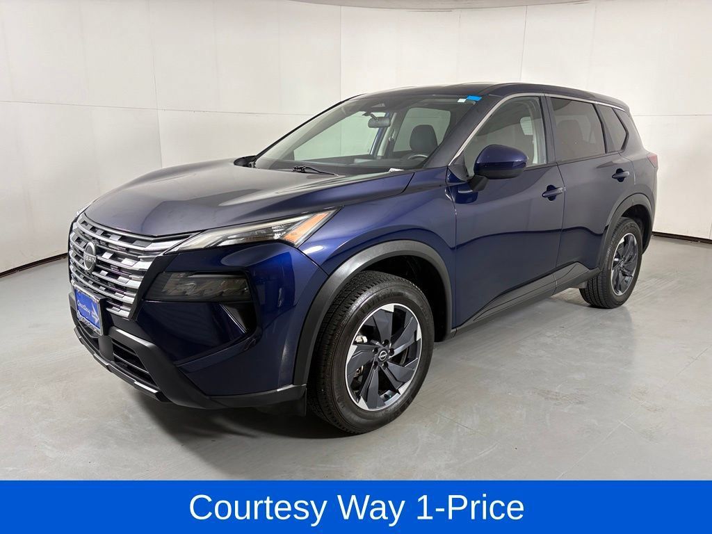 Used 2024 Nissan Rogue SV FWD image 5
