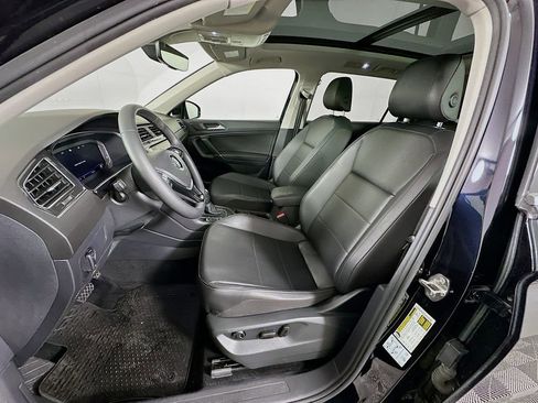 Used 2020 Volkswagen Tiguan SEL AWD/4WD image 20