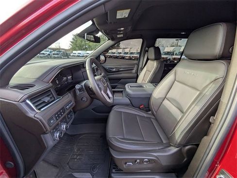 Used 2024 GMC Yukon Denali w/ Max Trailering Package image 26
