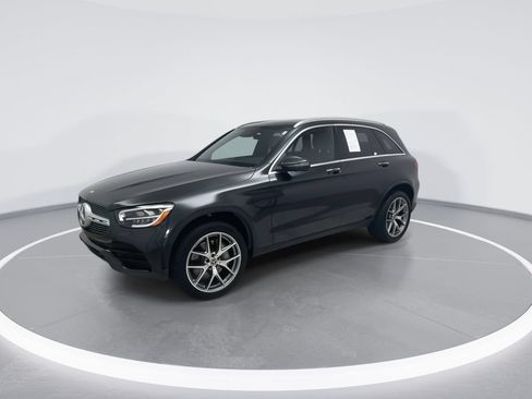 Used 2022 Mercedes-Benz GLC 300 4MATIC image 6