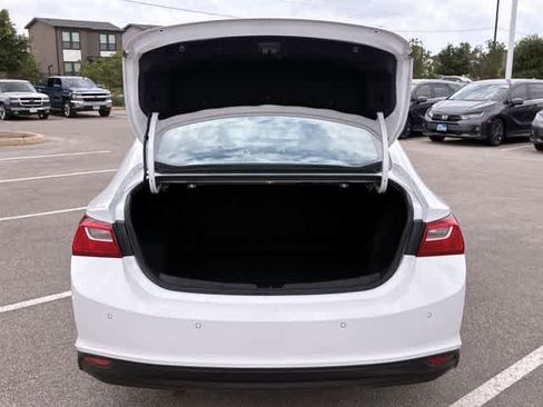 Used 2024 Chevrolet Malibu LT FWD image 35