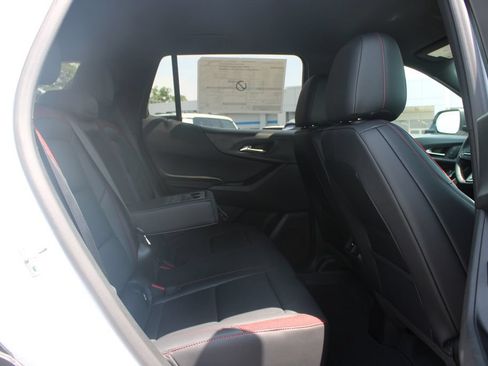 New 2027 Chevrolet Equinox RS w/ Convenience Package III AWD/4WD image 35