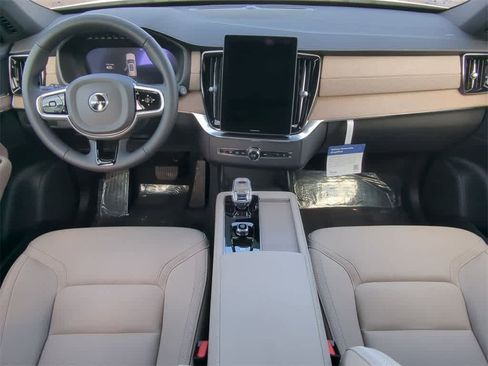 Used 2026 Volvo XC90 B6 Plus w/ Protection Package image 14