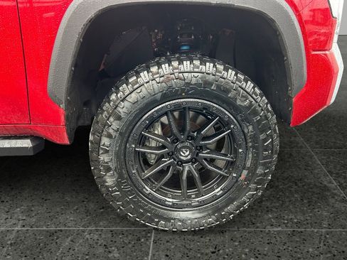 Used 2022 Toyota Tundra SR5 image 9